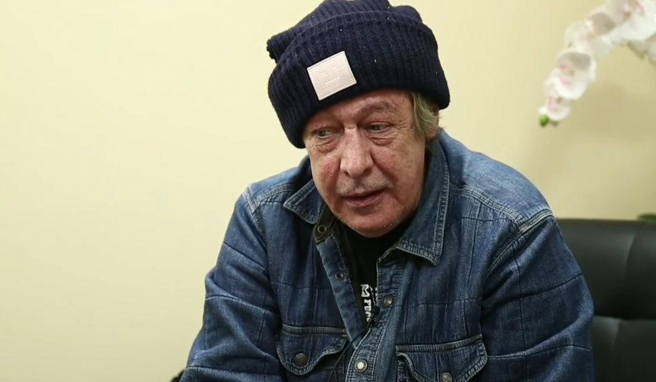 В Москве прошел первый показ спектакля с Михаилом Ефремовым